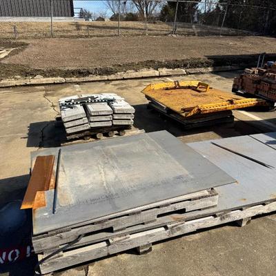 Sale Photo Thumbnail #178