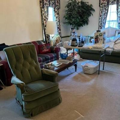 Sale Photo Thumbnail #98