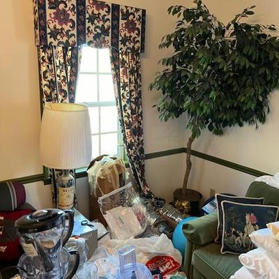 Sale Photo Thumbnail #112