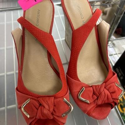 Sale Photo Thumbnail #200