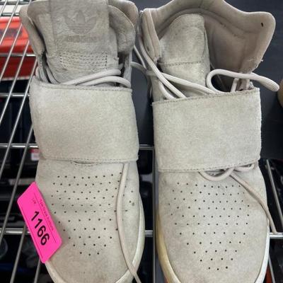 Sale Photo Thumbnail #203