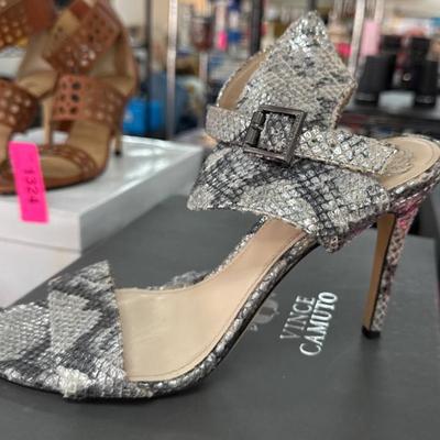 Sale Photo Thumbnail #359