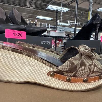 Sale Photo Thumbnail #356