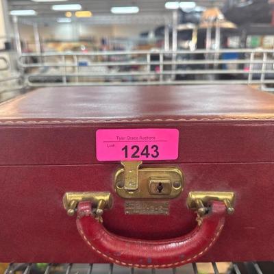 Sale Photo Thumbnail #279