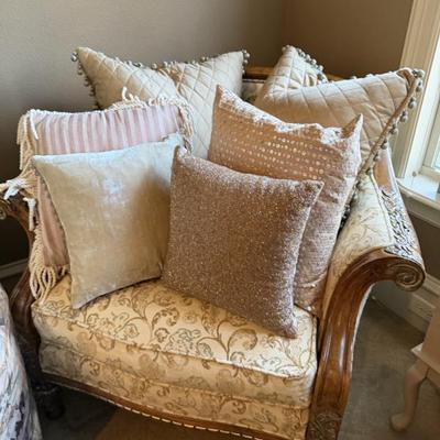 Sale Photo Thumbnail #3