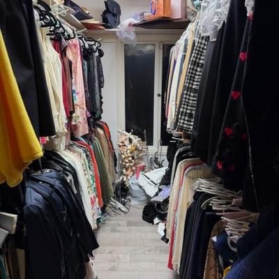 Sale Photo Thumbnail #50