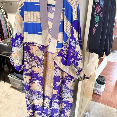 Sale Photo Thumbnail #100