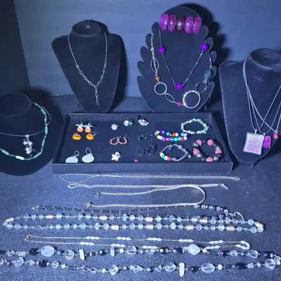 Sale Photo Thumbnail #32