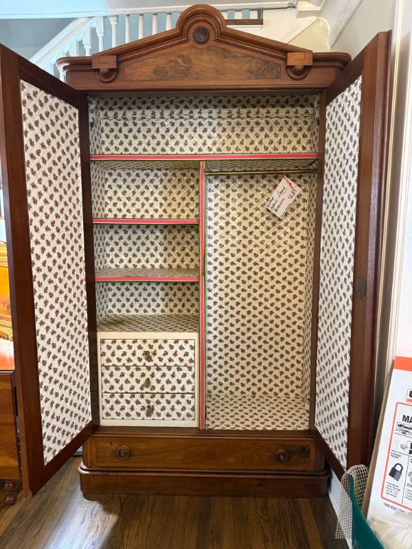 Sale Photo Thumbnail #67