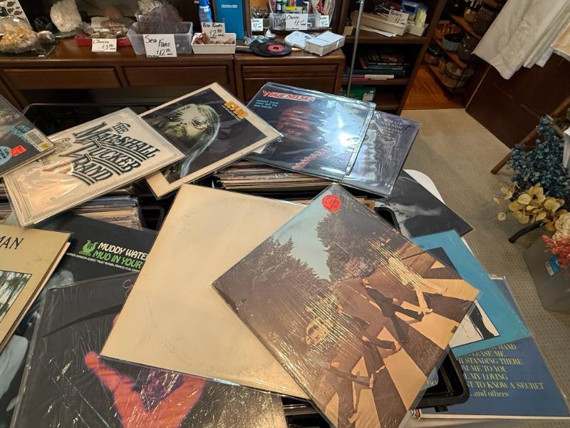 Sale Photo Thumbnail #60