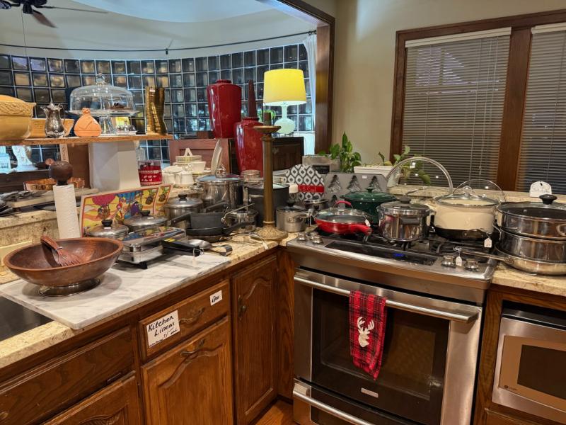 Sale Photo Thumbnail #46