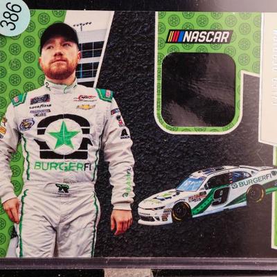 Sale Photo Thumbnail #942