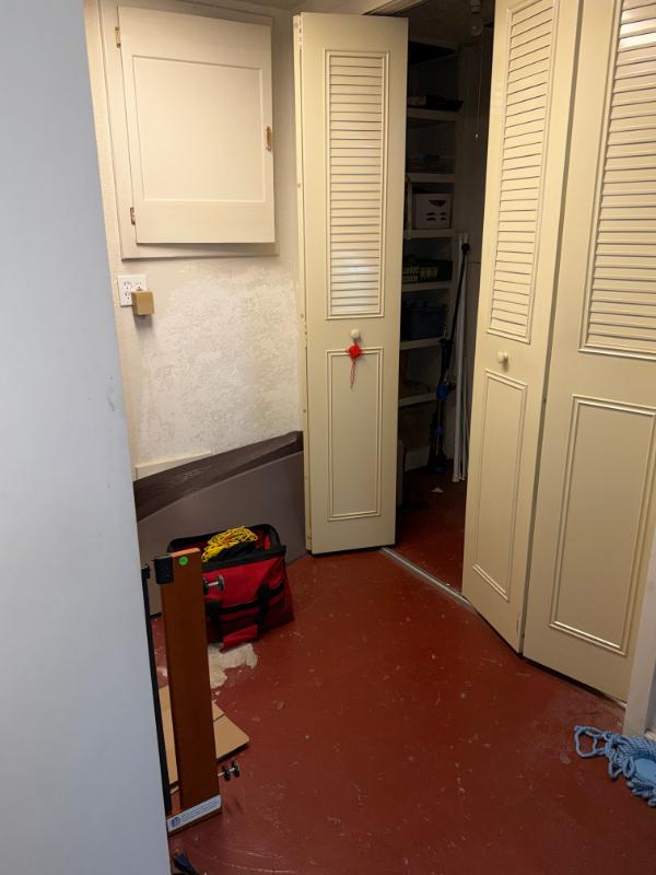 Sale Photo Thumbnail #26