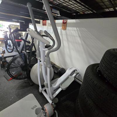 Sale Photo Thumbnail #118