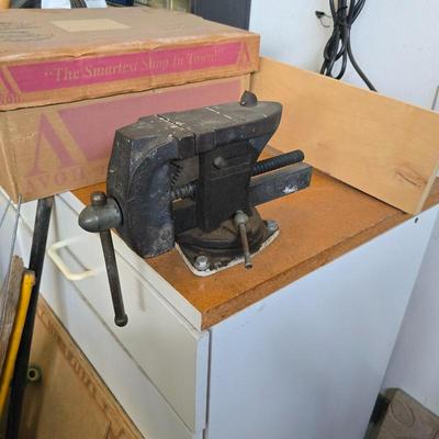 Sale Photo Thumbnail #12