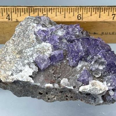 Sale Photo Thumbnail #548