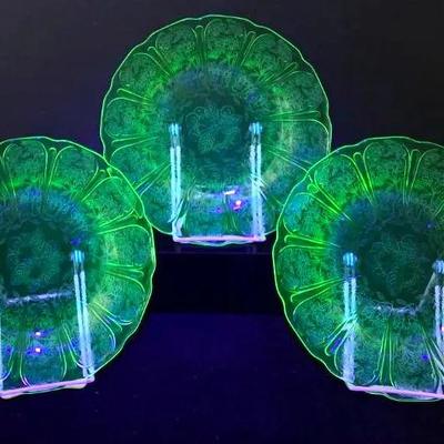"Jeanette" Cherry Blossom Green Depression Dinner Plates