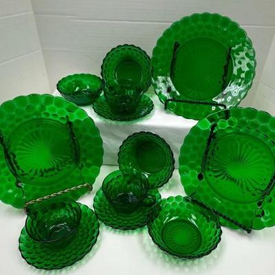 Stunning Vintage Emerald Green "Bubble" Glass Set