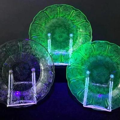 "Jeanette" Cherry Blossom Dinner Plates