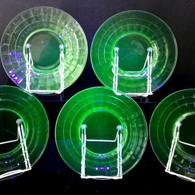 "Anchor Hocking" Depression Glass Plates