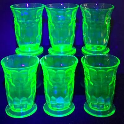 "Hazel Atlas" 20th Century Green Depression Uranium Juice Tumblers 
