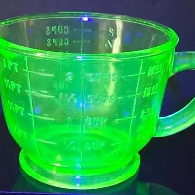 Uranium Glass Measuring Cup