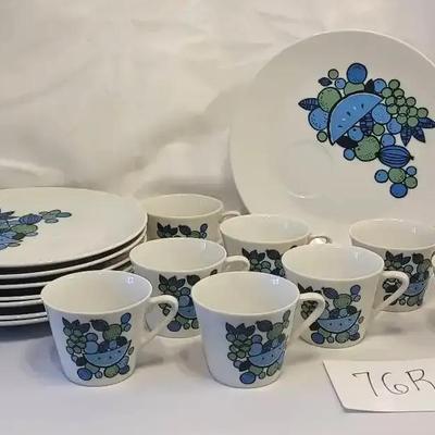 Vintage Snack Plates And Teacups, Set of 8