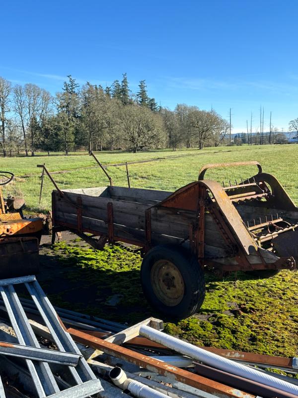 Sale Photo Thumbnail #15