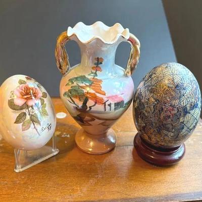2 Vintage Eggs & 1 Asian Vase