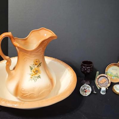 Vintage Wash Basin & Pitcher/ Travel Collectables