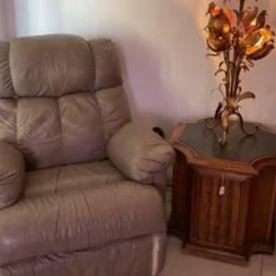 Sale Photo Thumbnail #17