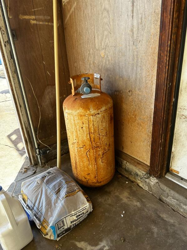 Sale Photo Thumbnail #9