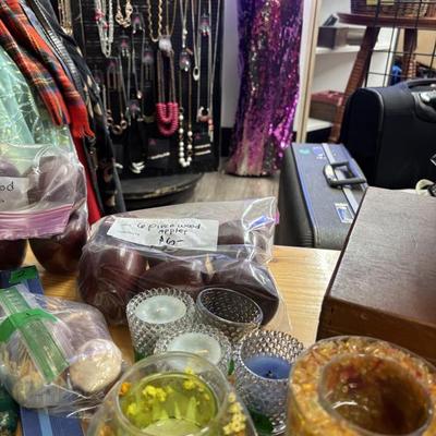 Sale Photo Thumbnail #51