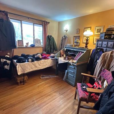 Sale Photo Thumbnail #234