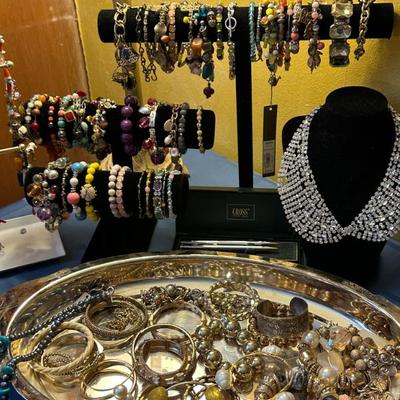 Sale Photo Thumbnail #133