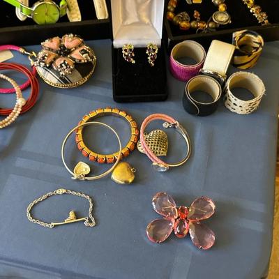 Sale Photo Thumbnail #135