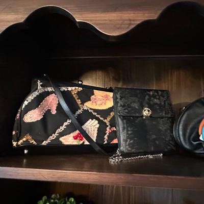 Sale Photo Thumbnail #204