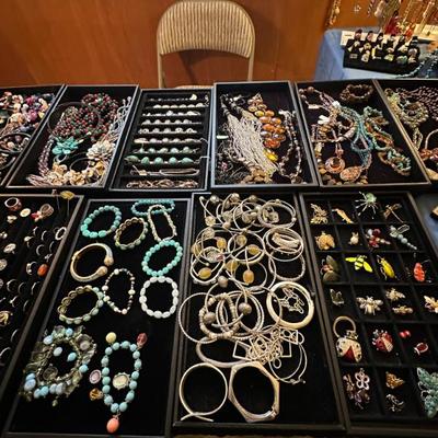 Sale Photo Thumbnail #123