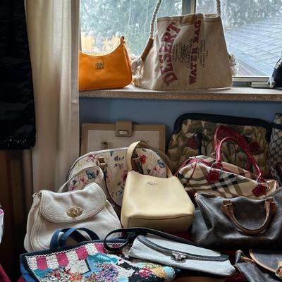 Sale Photo Thumbnail #196