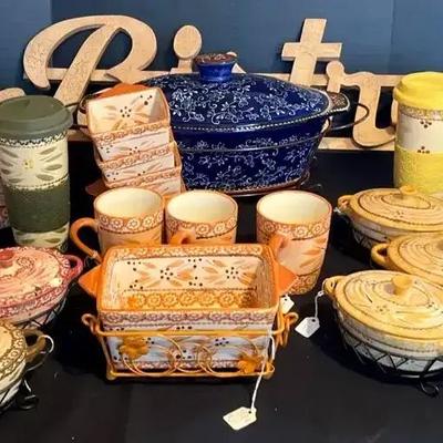 Temp-Tations Bakeware with Covered Casseroles and Lidded Mugs
