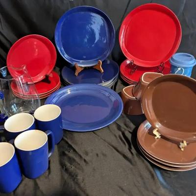 Rachael Ray Dinnerware Collection with Platter, Temptations Cup & Glass Pitcher