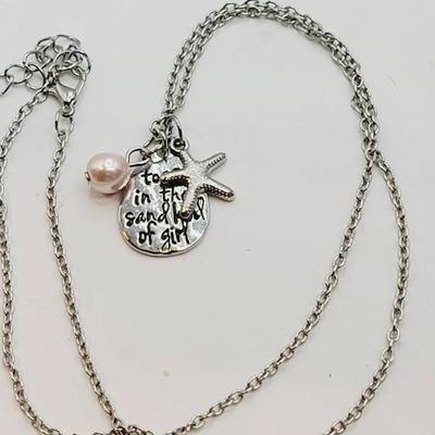 Toes In The Sand Beachy Ocean Vacation Necklace 