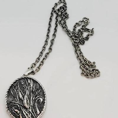 Sarah Coventry Vintage Silvertone Locket