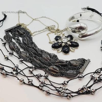 Gunmetal Sparkle 4pc Costume Jewelry Lot 