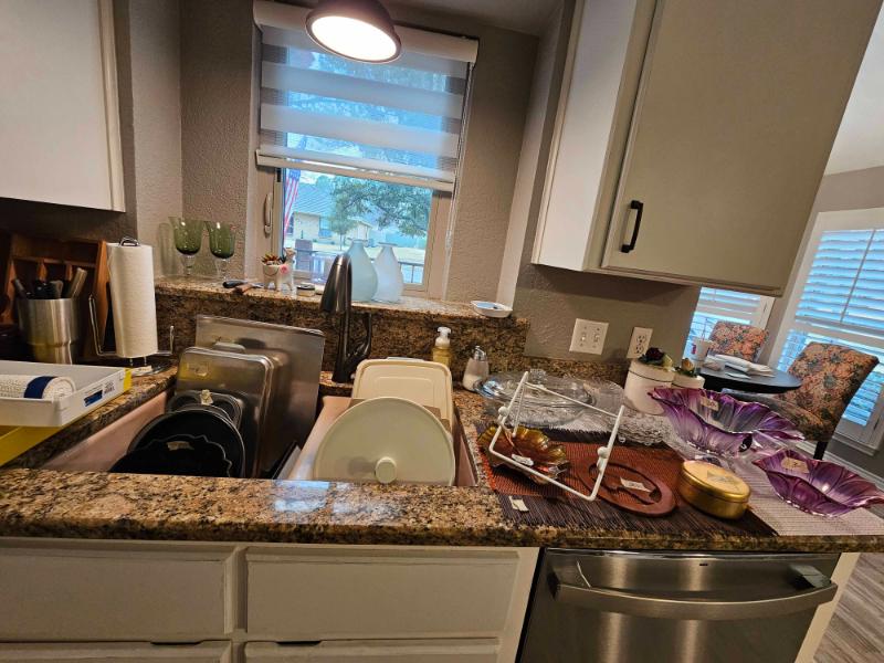 Sale Photo Thumbnail #52