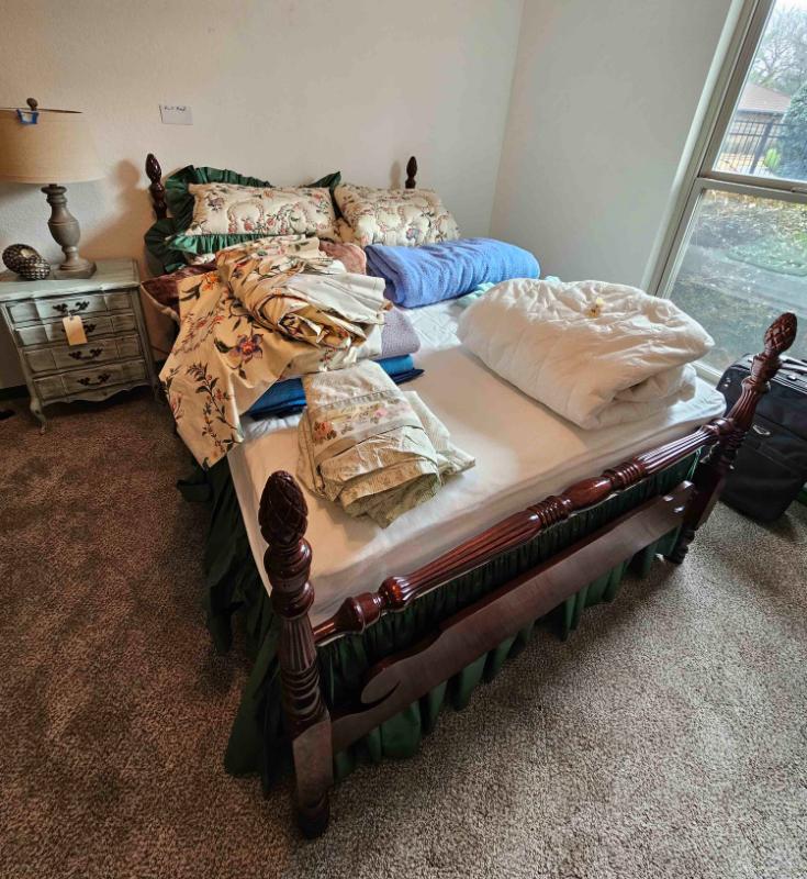 Sale Photo Thumbnail #12