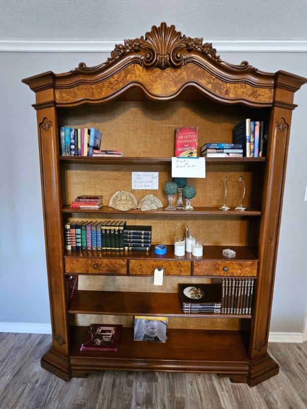 Sale Photo Thumbnail #2