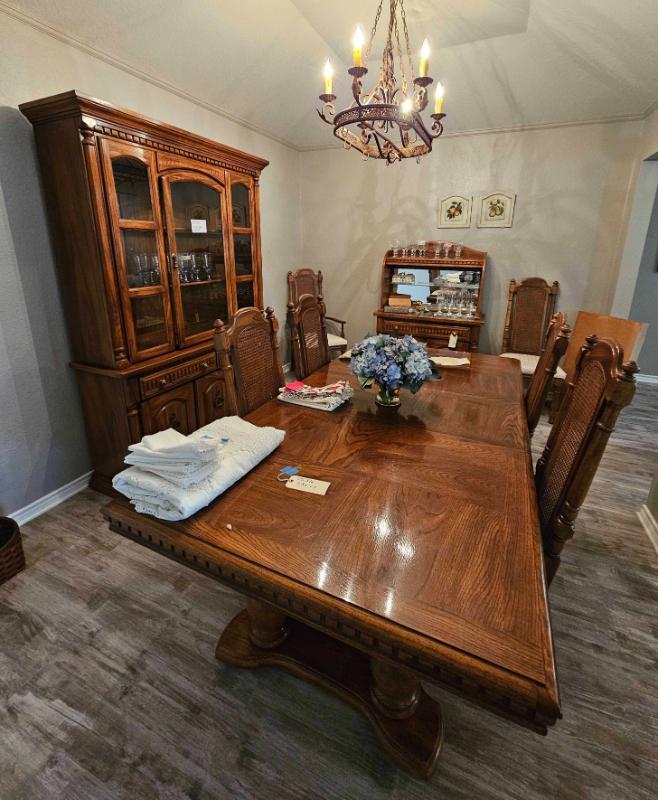 Sale Photo Thumbnail #10