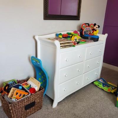 Sale Photo Thumbnail #133