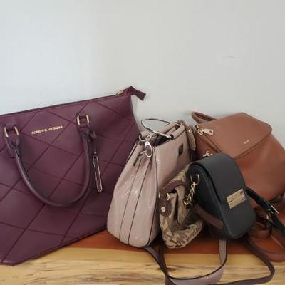 Sale Photo Thumbnail #108